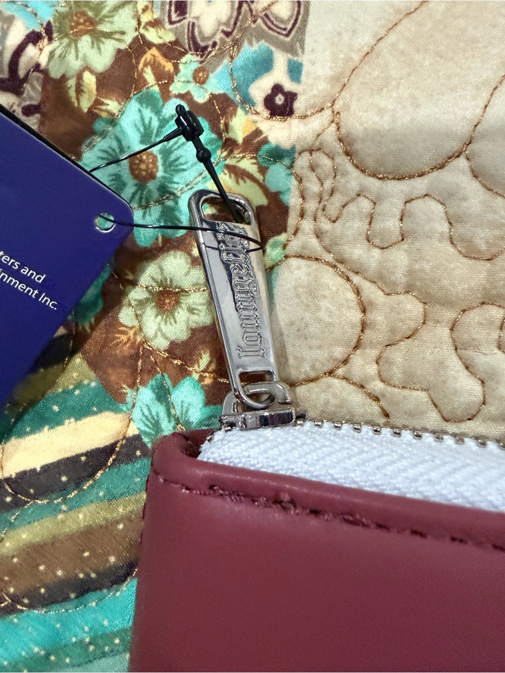 Loungefly handbook for the recently deceased wallet beetlejuice first edition - Picture 4 of 8